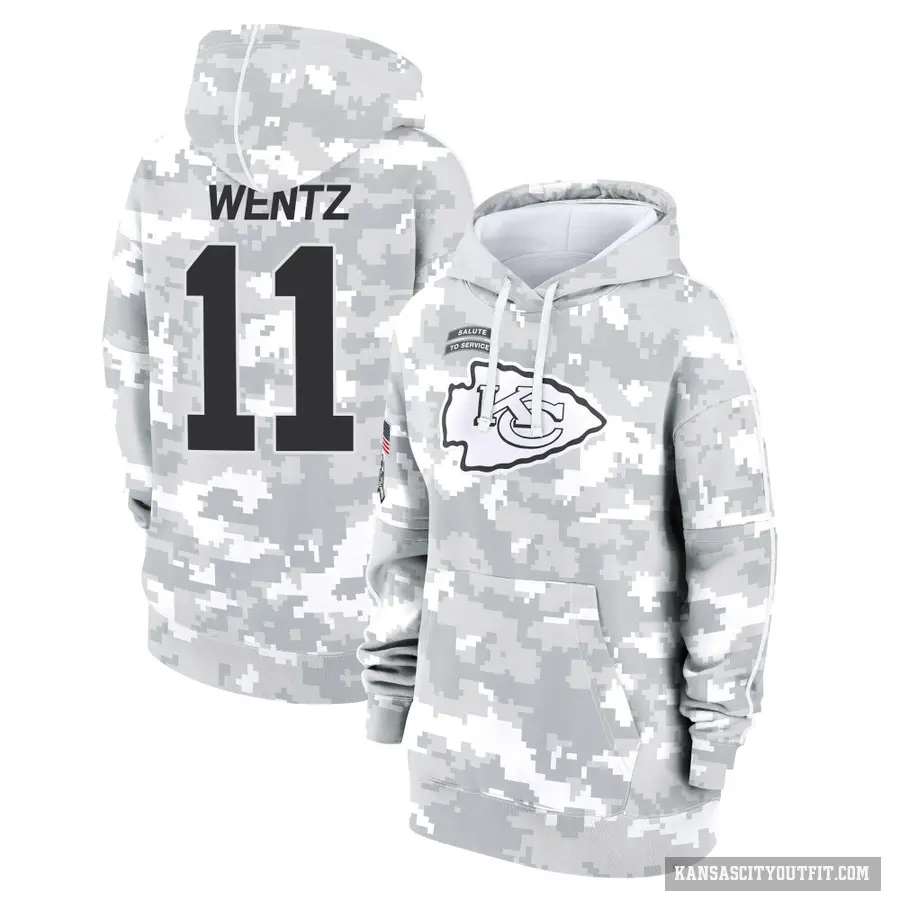 Women's ＃11 Carson Wentz Kansas City Chiefs Arctic Camo 2024 Salute to Service Club Fleece Pullover Hoodie