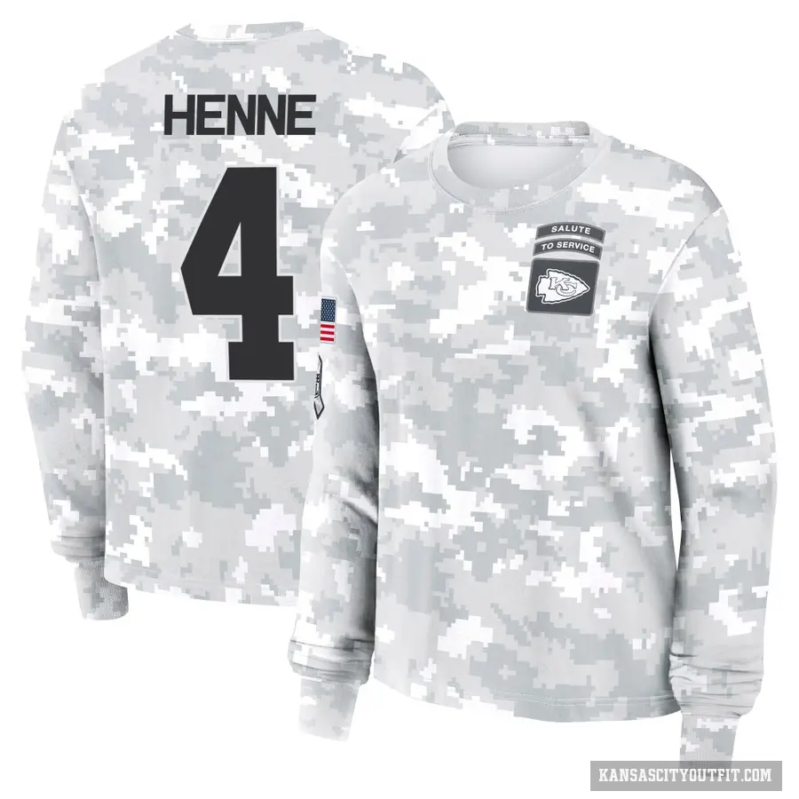 Women's ＃4 Chad Henne Kansas City Chiefs Camo Arctic 2024 Salute to Service Long Sleeve T-Shirt